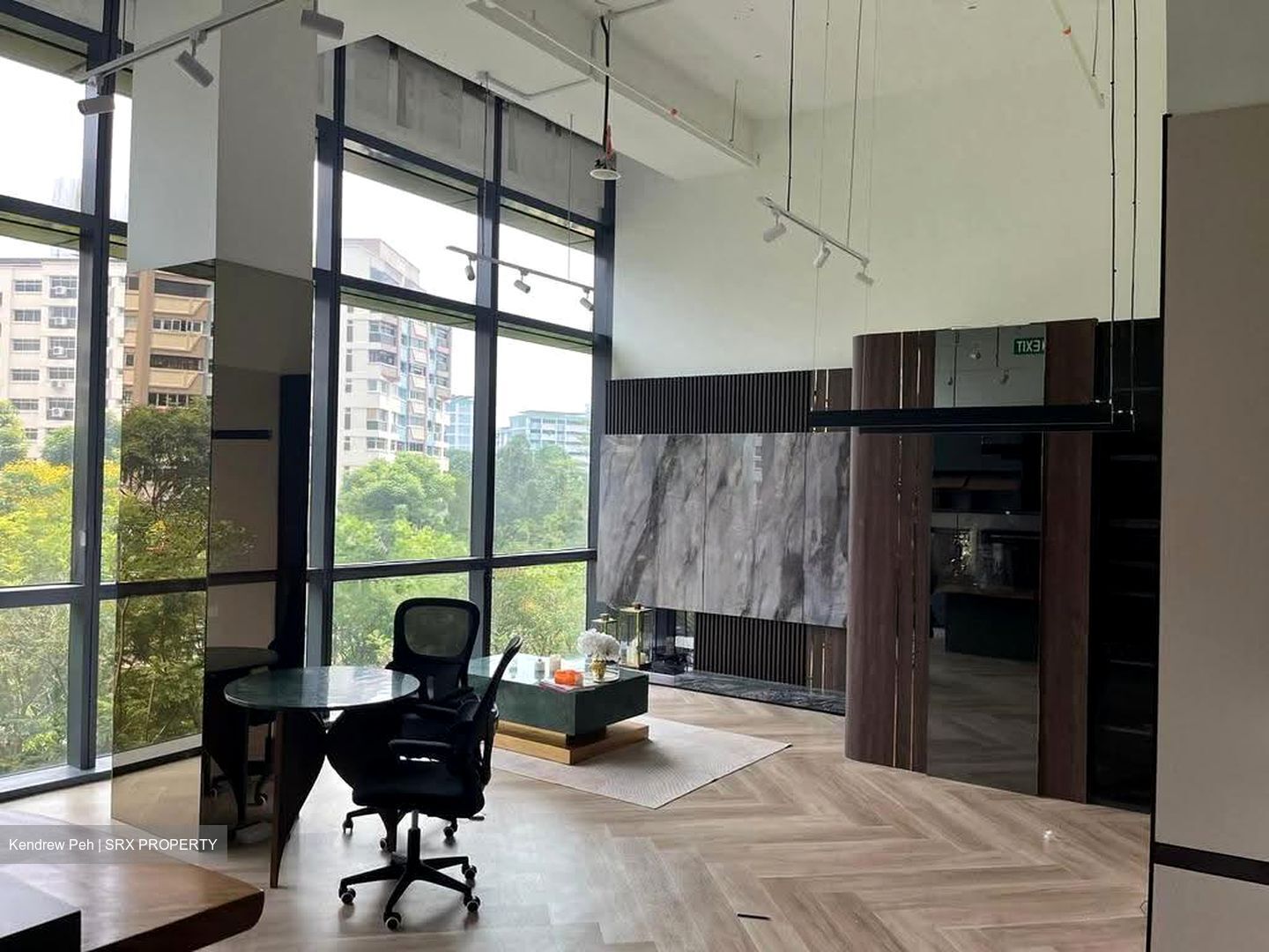 Woods Square (D25), Office #611817821